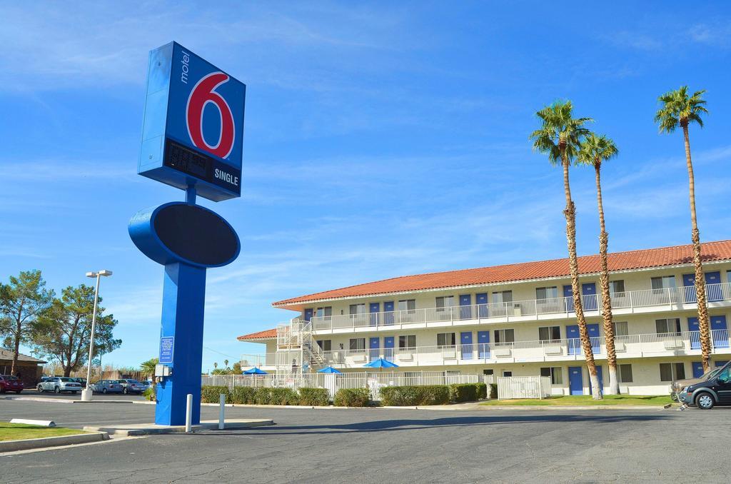 Motel 6-Twentynine Palms, Ca Εξωτερικό φωτογραφία